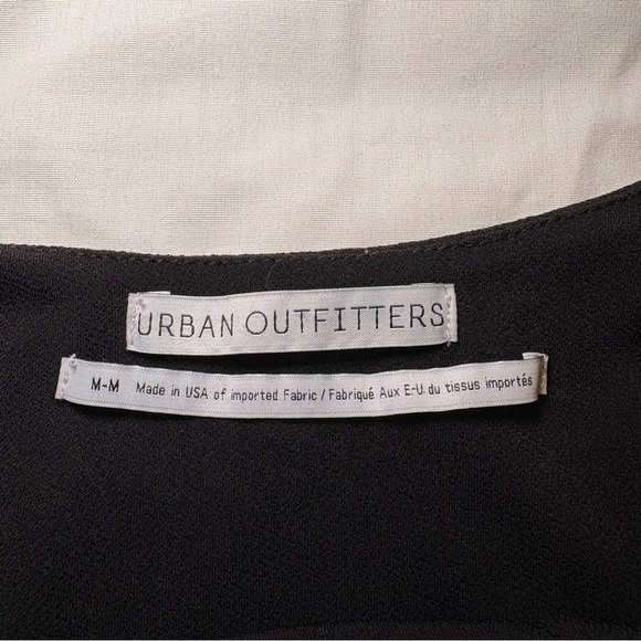 Urban Outfitters Black Off-Shoulder Dress - Picture 5 of 8